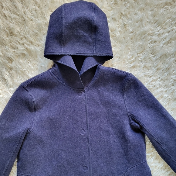 LULULEMON | City Bound Snap Button Close Strap Hooded Reversible jacket - Picture 2 of 15